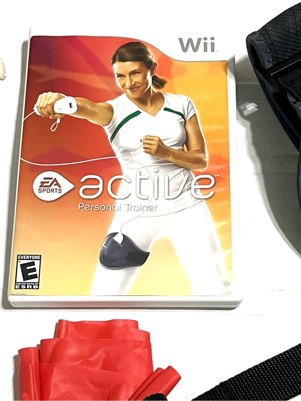 Nintendo White Motion Controller & Active Accessory Bundle - Picture 12 of 16